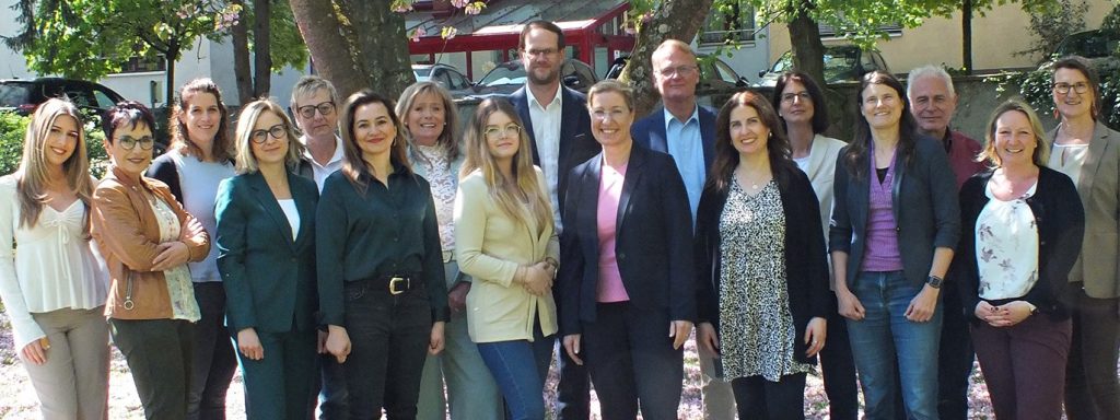 Rechtsanwaltskanzlei + Notare Fleischmann Bauer Wißkirchen Hanau Teamfoto